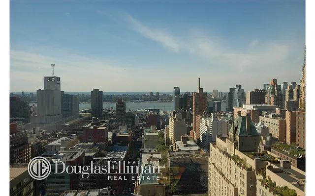 Rented by Douglas Elliman | media 37