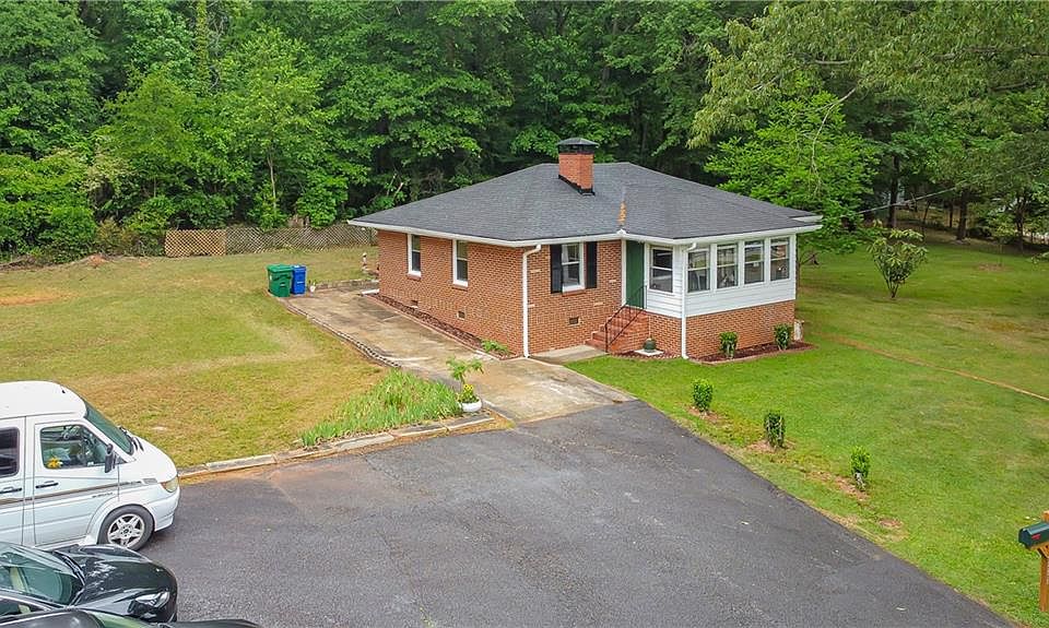 1st image of 2686 Snapfinger Rd