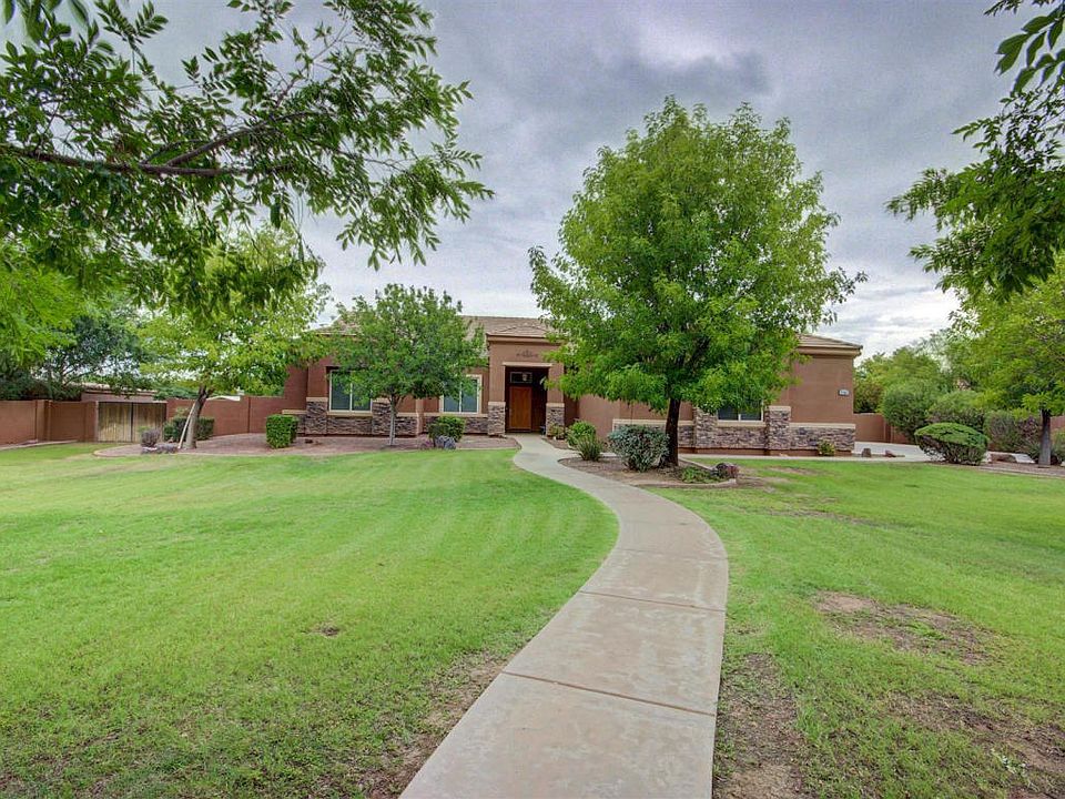1st image of 2746 E Via Del Arboles