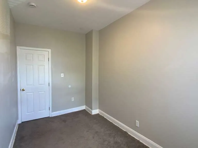 730 N Edgewood St — Photo 31