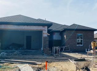 211 Rio Grande Dr, Crandall, TX 75114