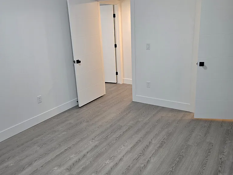 280 E Lorene St — Photo 16