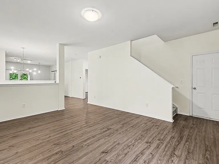 8942 Chalkstone Rd — Photo 5