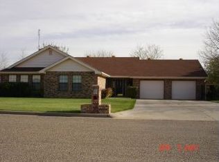 316 E 17th Ln, Portales, NM 88130