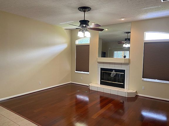 2nd image of 2801 Bent Leaf Dr