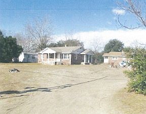 2nd image of 135 Green Swamp Rd