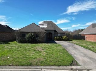 31019 Lake Spring Dr, Walker, LA 70785