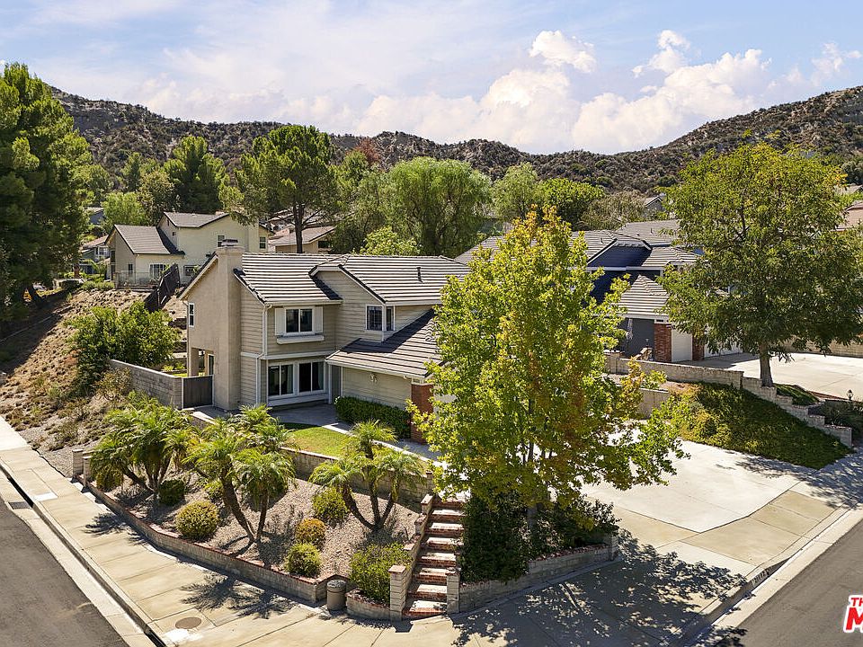 1st image of 28602 Heather Ln