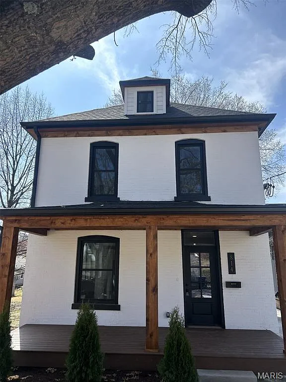 814 Clark Ave photo 1