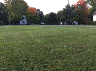 203 1st St, Lakeview, MI 48850