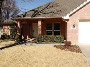 805 Royal Oak Ln, Burleson, TX 76028