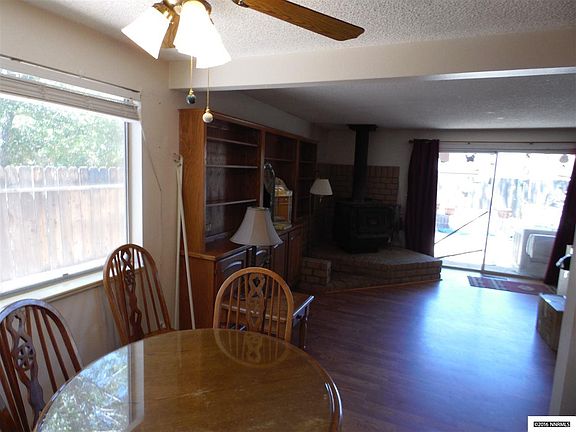 4th image of 616 Sonoma St
