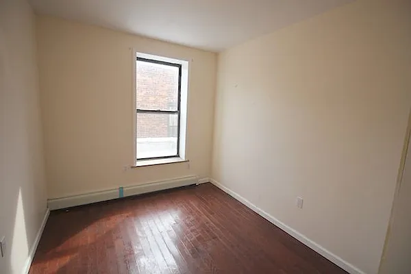 Rented by Capri Jet Realty Corp | media 8