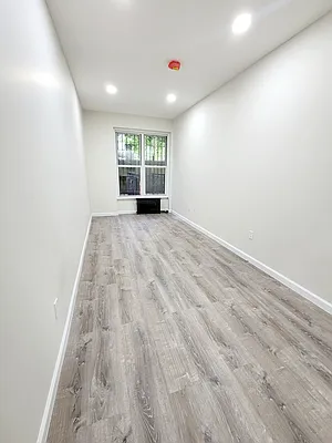 Rented by Taichi Fudosan | media 1