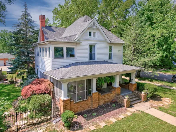 501 E 11th Ave, Winfield, KS 67156