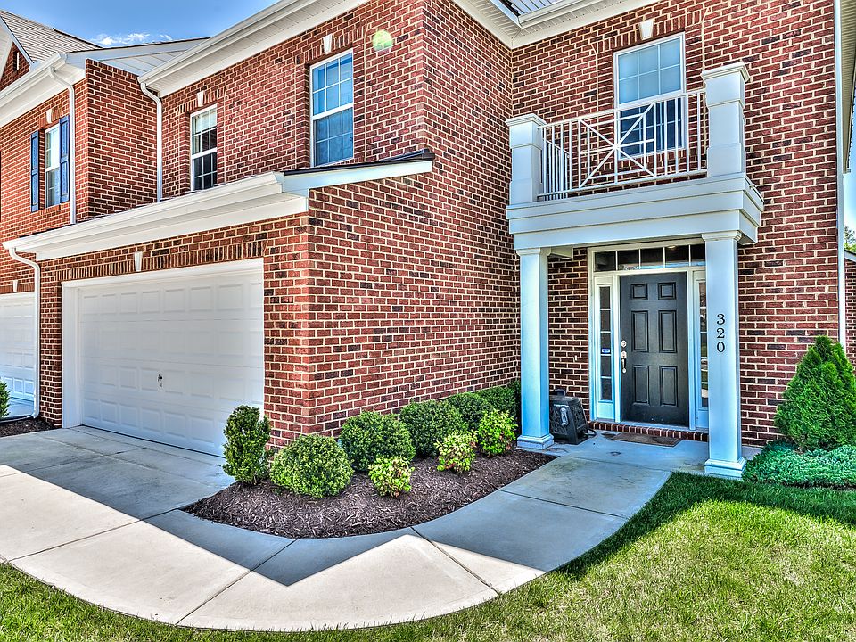 1st image of 320 Hickson Dr