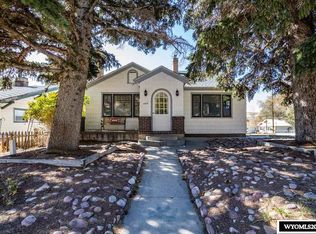 489 W Flaming Gorge Way, Green River, WY 82935