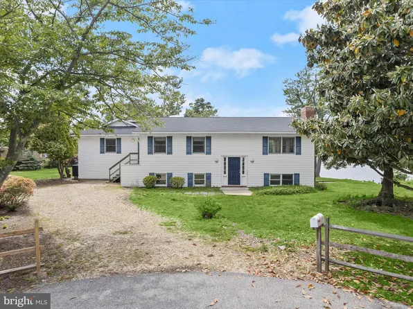 1924 Hidden Point Rd, Annapolis, MD 21409