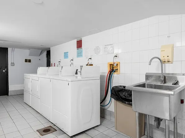 1582 York Avenue image 4 of 9