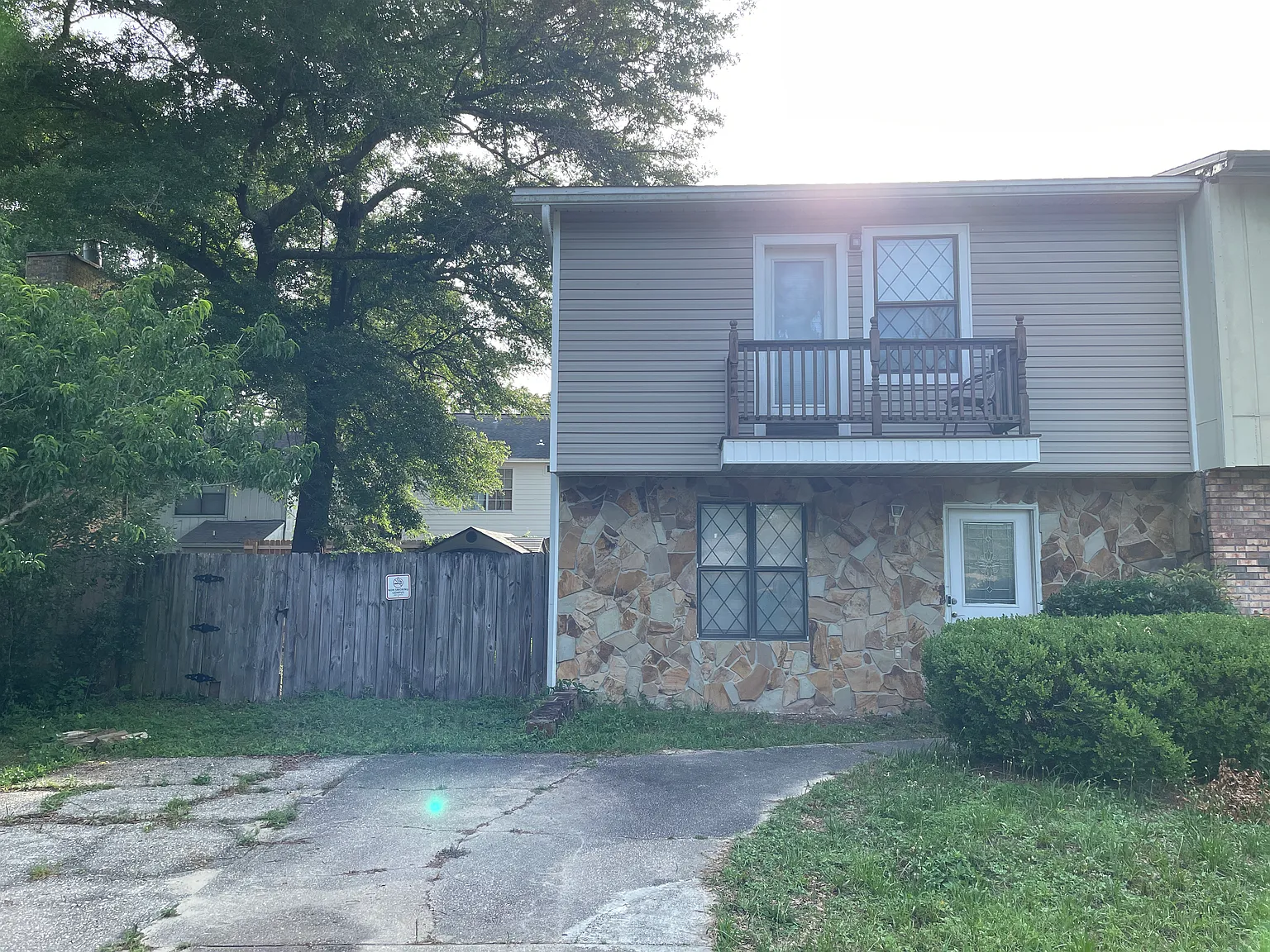 942 McFarlan Ave — Photo 1