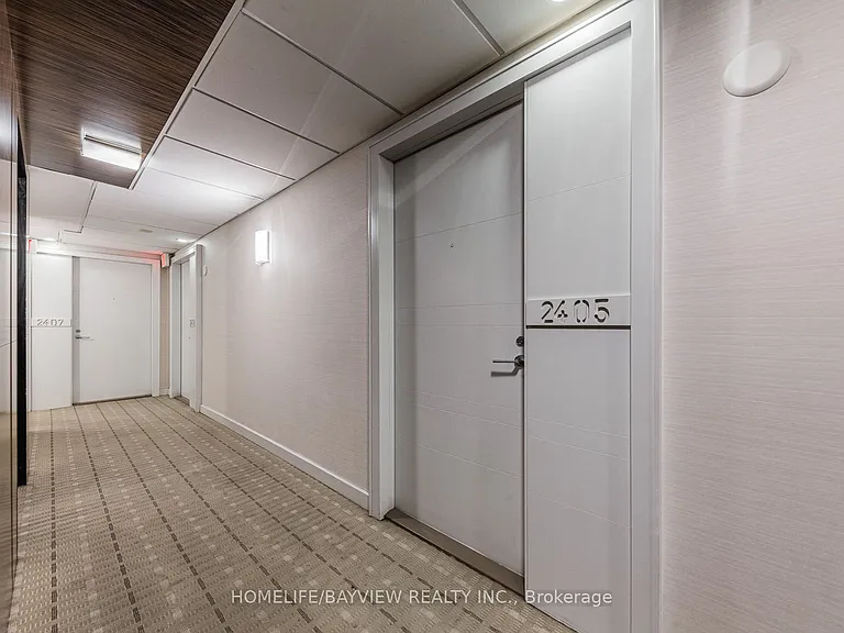 38 Grenville St #2405 — Photo 4