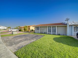 12257 SW 10th Ln, Miami, FL 33184