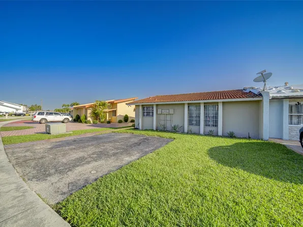 12257 SW 10th Ln, Miami, FL 33184