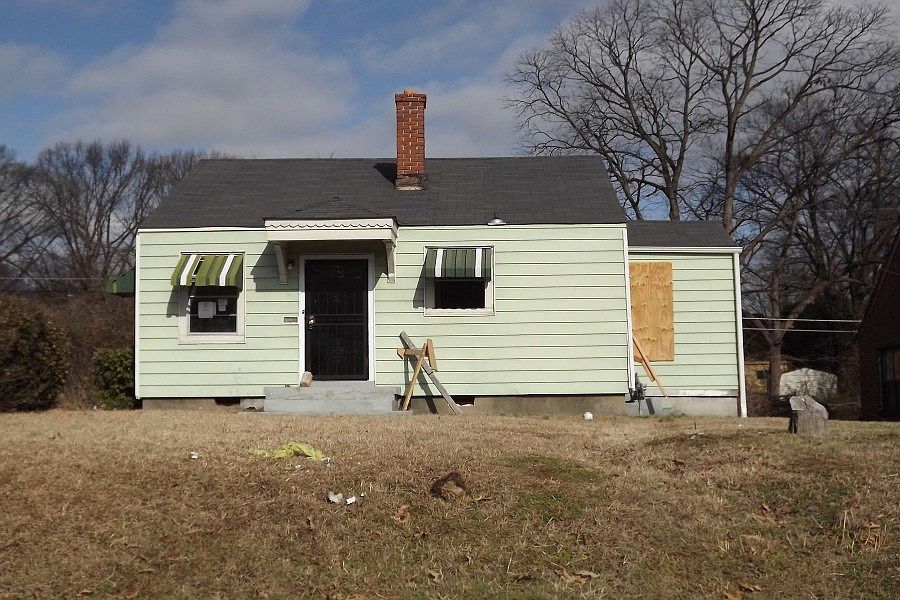 1st image of 96 E Norwood Ave