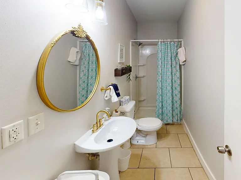 415 Humphreys Street — Photo 5