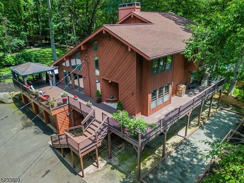 27 Round Hill Rd, Kinnelon, NJ 07405 MLS 3866575 Zillow