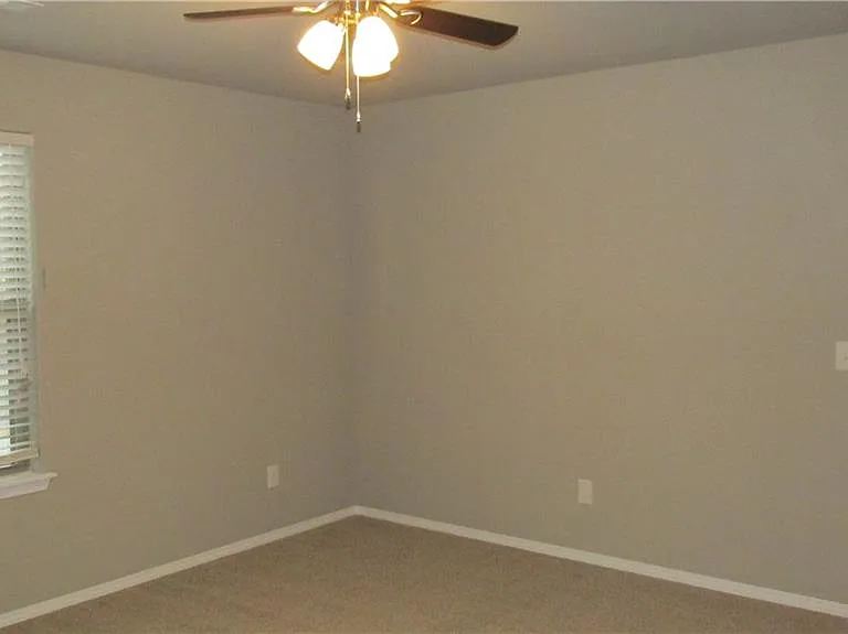 5002 SW Fieldstone Blvd #1 — Photo 5