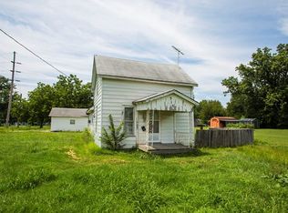 513 S Park St, Girard, KS 66743