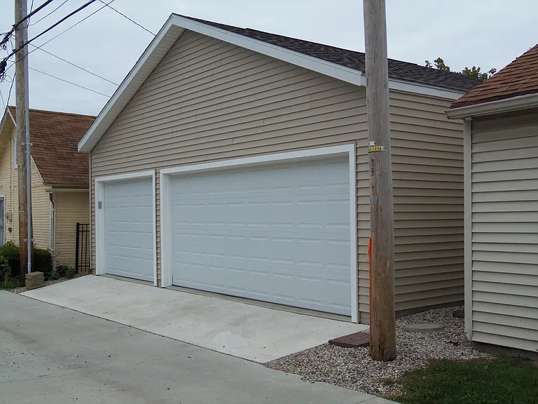 2526 Lynn Ave — Photo 20