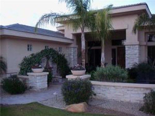 2nd image of 1731 W Grand Canyon Dr