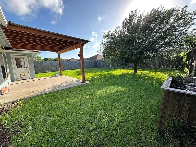 1132 Imperial St — Photo 18