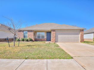 1500 Sandstone Dr, Noble, OK 73068