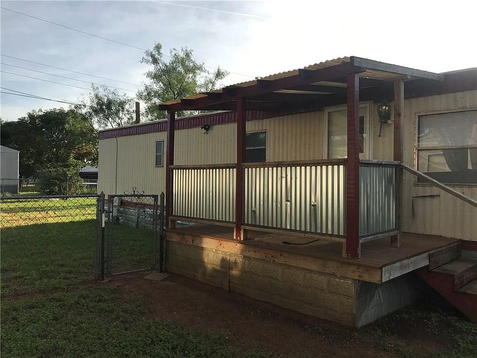 1st image of 5825 Atlantic Dr