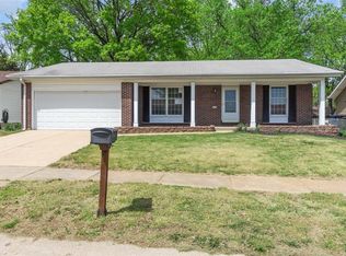 2177 Armitage Dr, Saint Louis, MO 63136