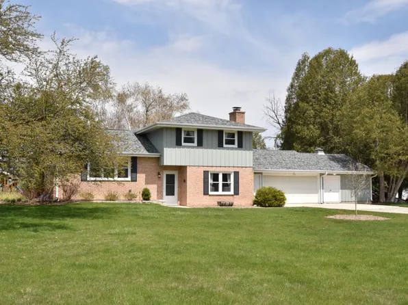 5808 Eastwood LANE, Grafton, WI 53024