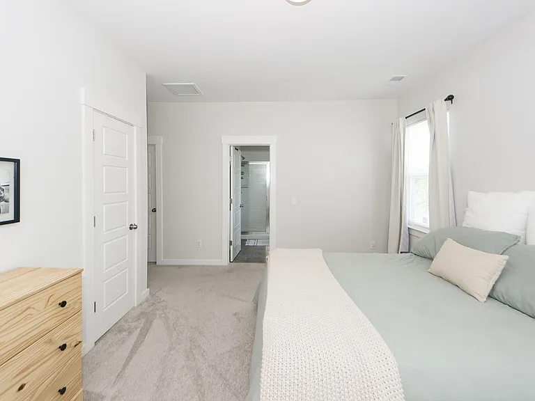 1665 Indy Dr — Photo 31