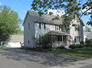 207 S Locust St, Wayland, MI 49348