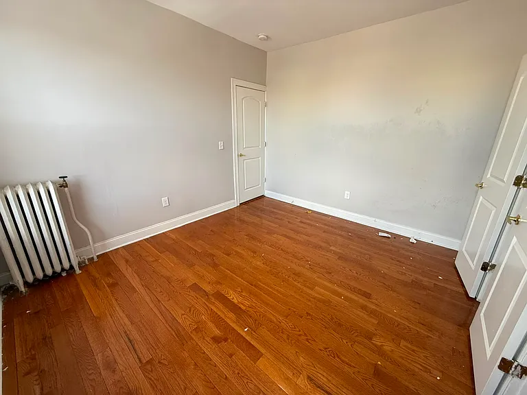 1060 Westside Ave #33E — Photo 5