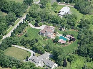 24 Montauk Ave, Stonington, CT 06378