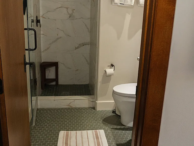 401 Adams Ranch Rd #B — Photo 3