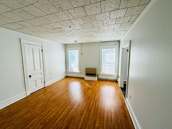 3rd image of 5174 Shelburne Rd Unit 2