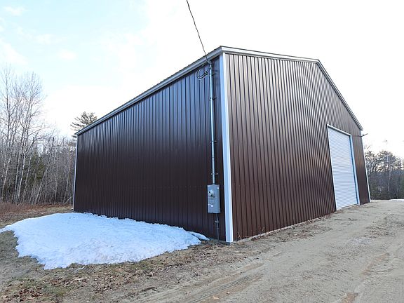 3rd image of 197 Smithfield Road