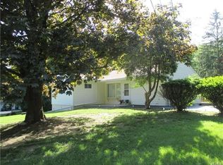 549 State Route 94 N, Warwick, NY 10990