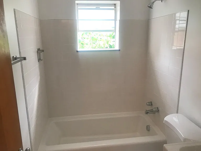 1901 Ley St #1R — Photo 14