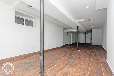 Rented by MySpaceNYC