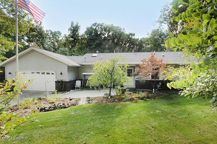 1st image of 11895 Alden Pines Dr NE